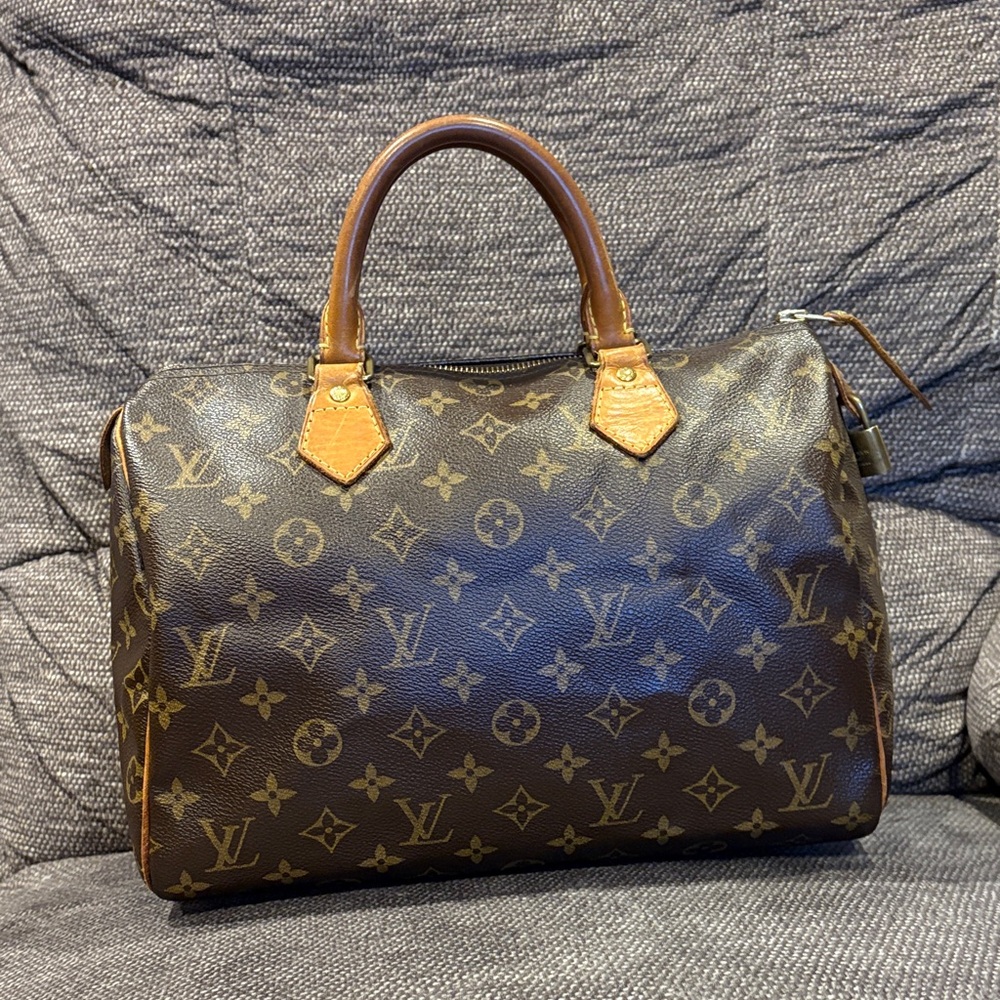 Louis Vuitton Speedy 30 Monogram Canvas  Bag - Picture 2 of 16